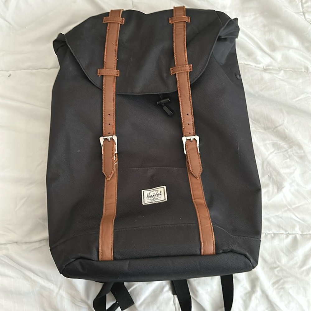 HERSCHEL SUPPLY CO. Retreat  Black Backpack